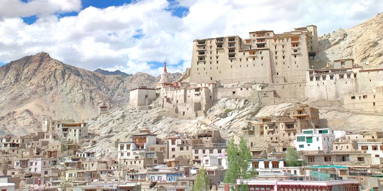 Ladakh Adventure Tour — Kashmir tour package